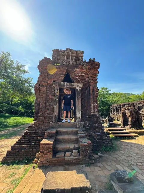 A Weekend Itinerary for Nha Trang: Coastal Culture and Relaxation