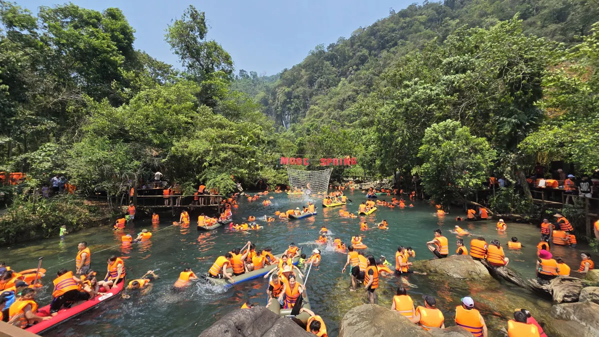Travel Options from Hue to Phong Nha-Ke Bang