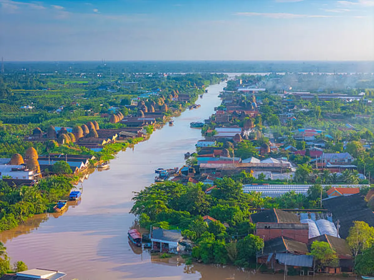 Vinh Long Travel Guide: Exploring Mekong Delta's Fruit Orchards and Pottery
