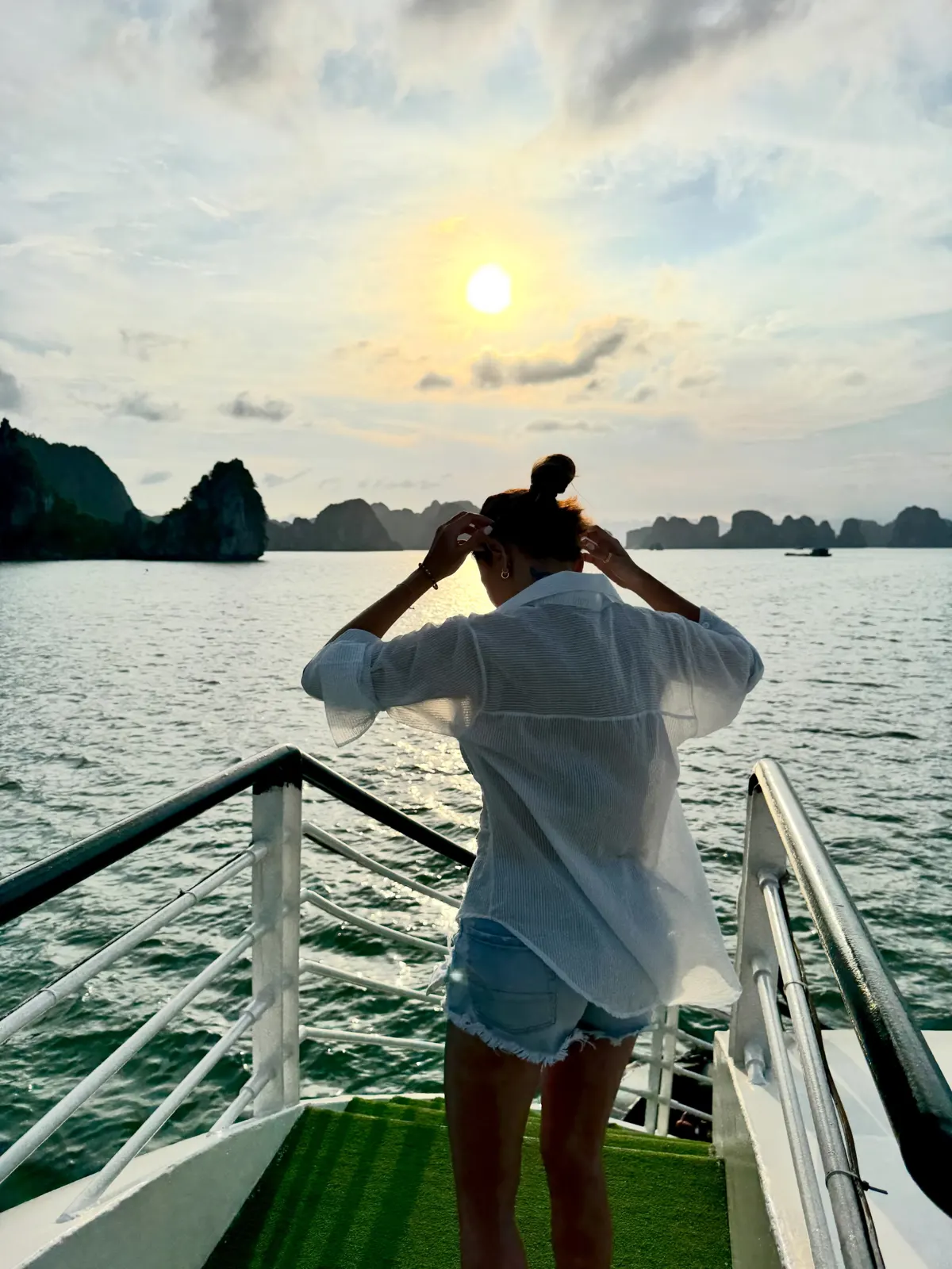 Halong Bay Photography: Top Locations and Essential Tips