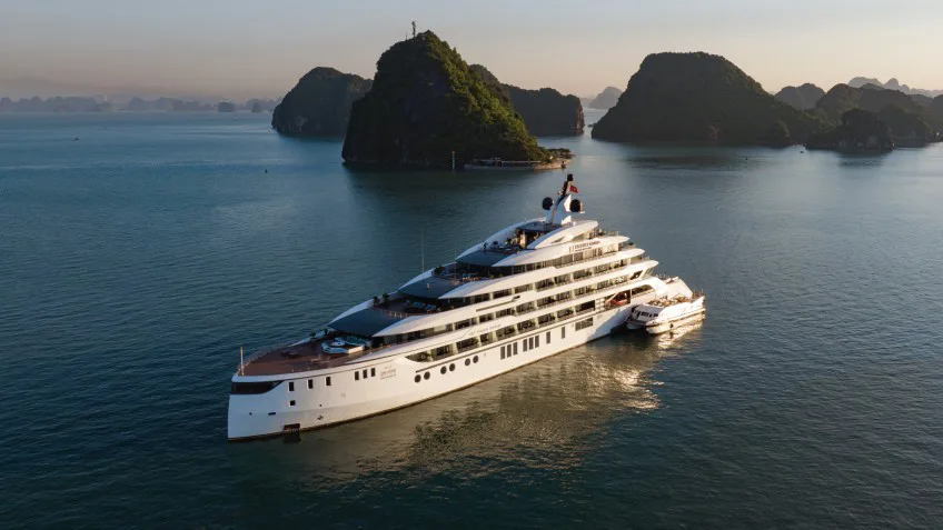 Grand Pioneers Halong Bay Discovery Cruise – 2 Days 1 Night