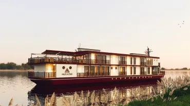 Heritage Line Anouvong: Luang Prabang to Huay Xai Mekong Journey - 4 Days