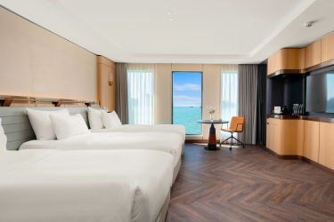 Ocean Suite Triple