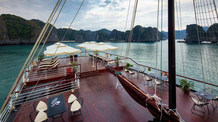 Majestic Lan Ha Bay scenery from sundeck