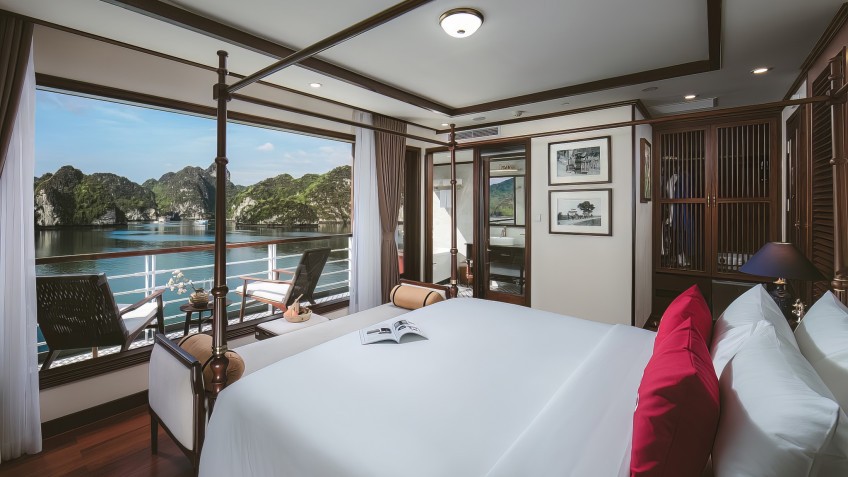 Captain Suites