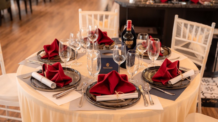 Luxury Set Table