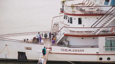 Heritage Line Jahan Cruise Upstream: Phnom Penh to Siem Reap – 5 Days