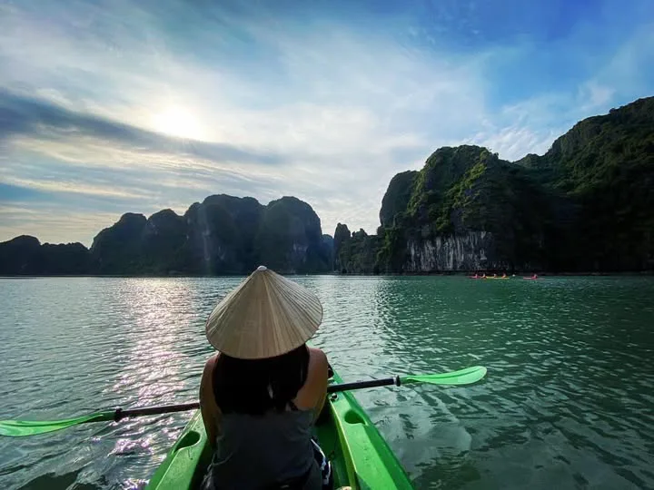 Northern Vietnam Culture & Scenery: Hanoi, Ninh Binh & Halong Bay – 5 Days