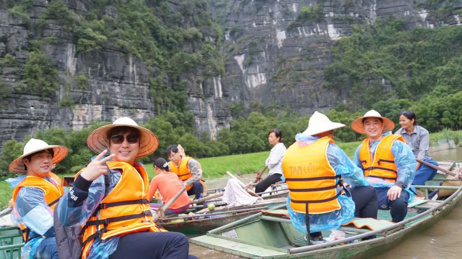 Ninh Binh Ancient Capital & Limestone Karsts Day Trip from Hanoi